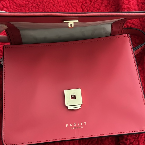 RADLEY LONDON I CHOOSE YOU Valentine’s Day Crossbody Fold Over - Picture 8 of 9